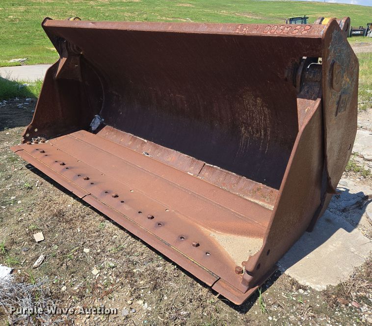 Caterpillar Four-in-one bucket - EN8466