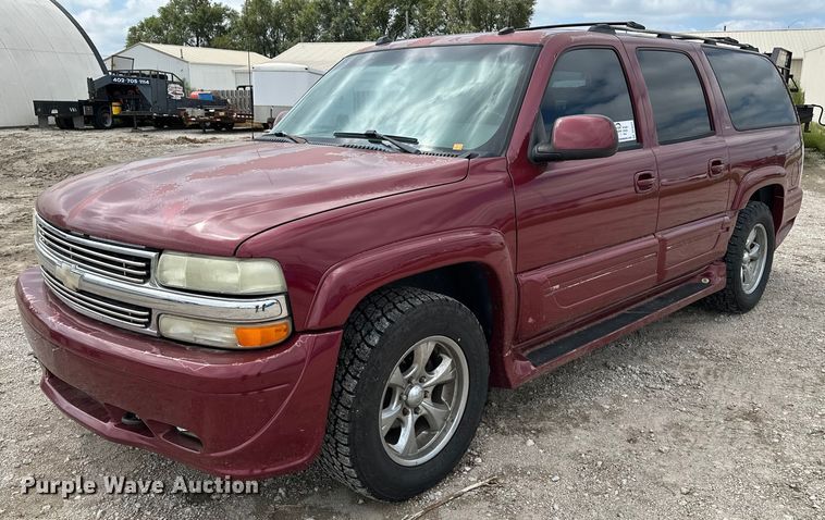 2004 Chevrolet Suburban 1500 SUV - DP8847