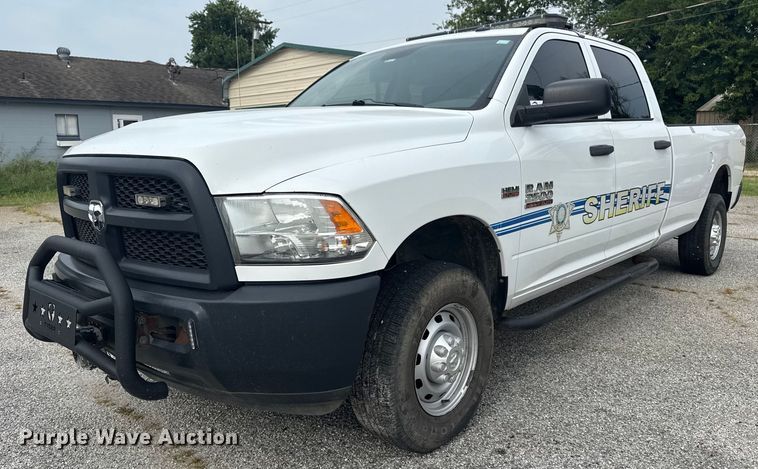 2013 Dodge Ram 2500 Crew Cab pickup truck - DS3875