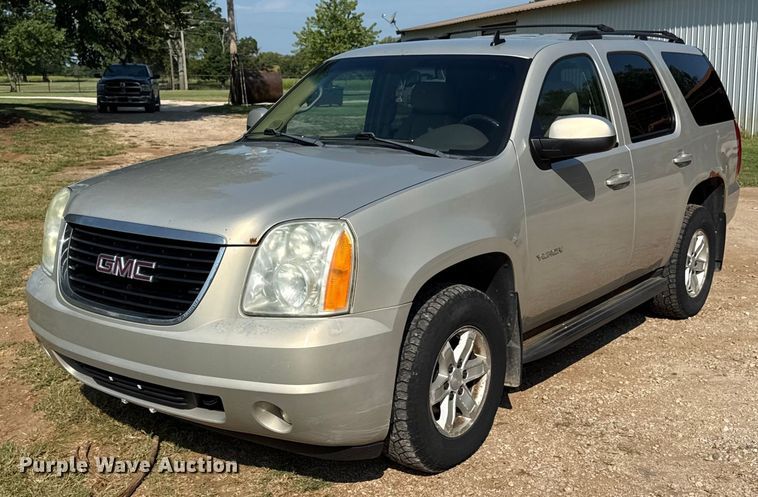 2010 GMC Yukon SUV - DW2984