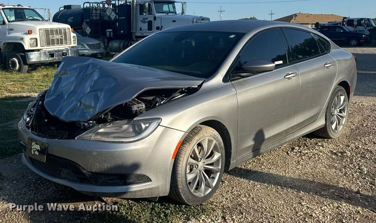 2016 Chrysler 200 S  - DX3894