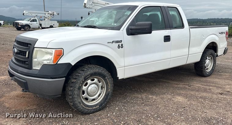 2014 Ford F150 SuperCab pickup truck - DY0951