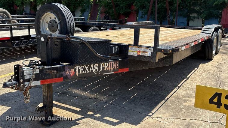 2021 Texas Pride EQ820220KGN equipment trailer - DY2553