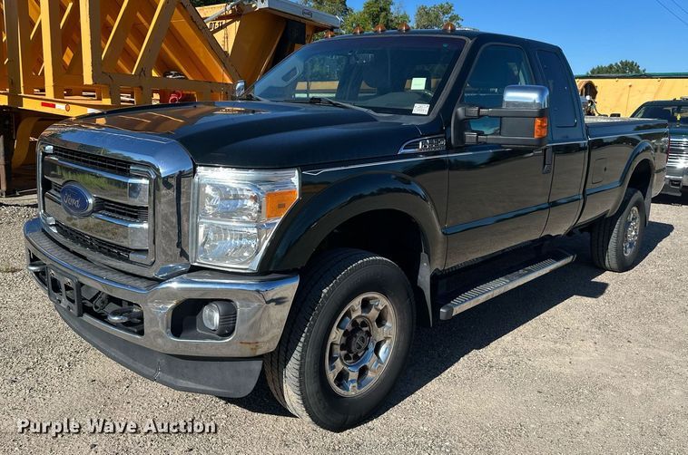 2013 Ford F250 Super Duty SuperCab pickup truck - EB2975