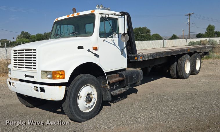 1995 International 4900 rollback truck - EC1116