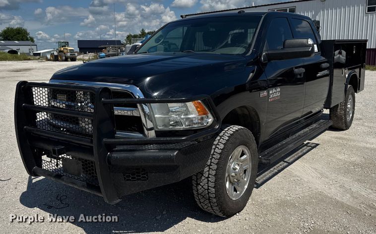 2013 Dodge Ram 3500 Crew Cab utility bed pickup truck - EF2162