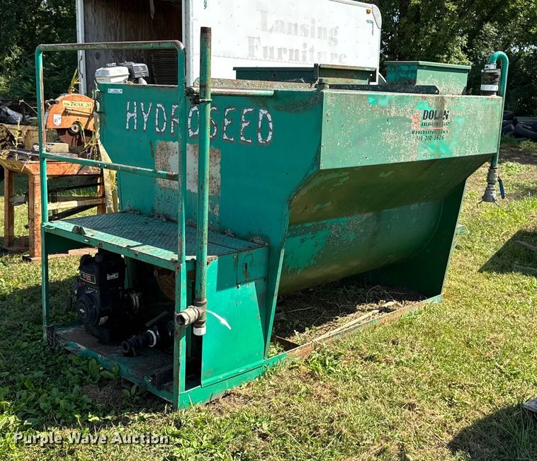 Aqua Mulcher hydroseeder - EM2335