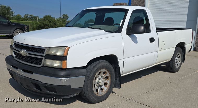 2007 Chevrolet 1500 pickup truck - EO1617