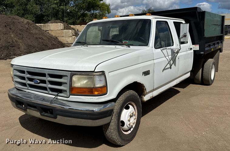 1995 Ford F350 Crew Cab dump bed pickup truck - ER0006