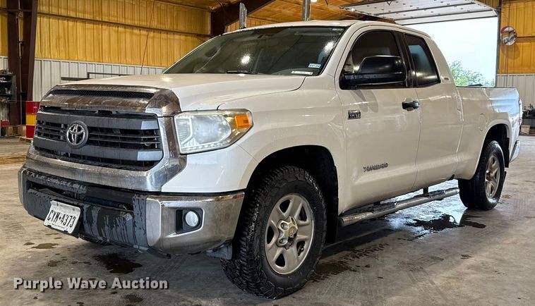 2014 Toyota Tundra Double Cab pickup truck - EU2168