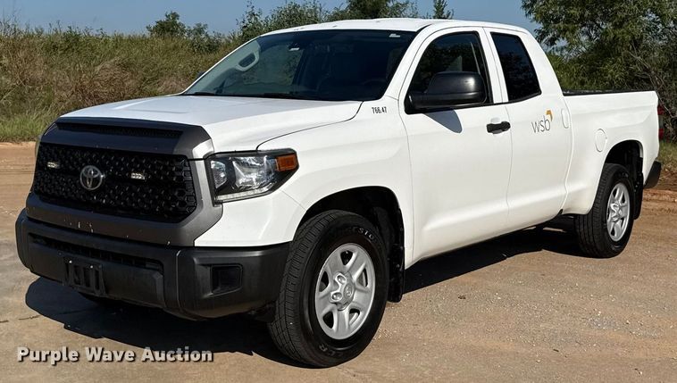 2020 Toyota Tundra SR5 Double Cab pickup truck - EU2203