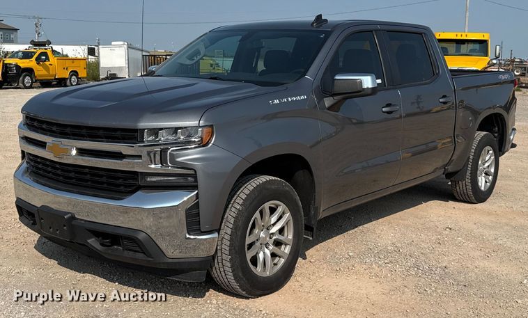 2021 Chevrolet Silverado 1500 Crew Cab pickup truck - EU2236