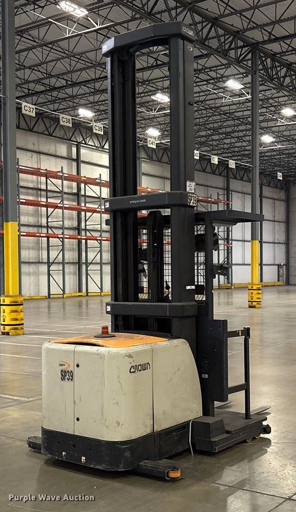 2018 Crown SP4050-30 order picker - EU4519