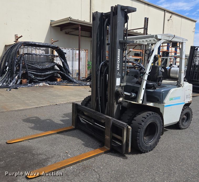 2016 UniCarriers PF90YLP forklift - FB9462