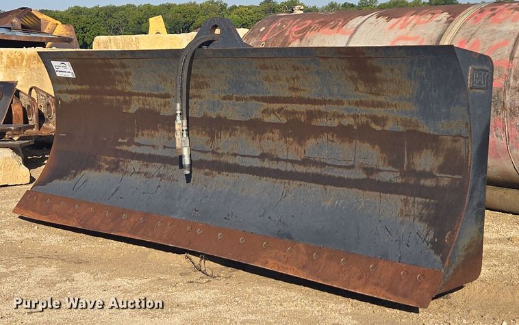 Caterpillar 416B blade - DE2203