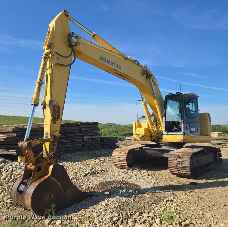2001 Komatsu PC228USLC-3 excavator - DE2205