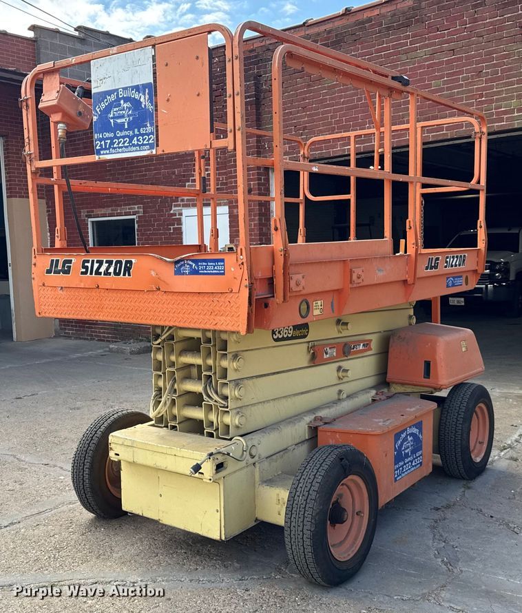 1996 JLG 3369  scissor lift - DJ9712