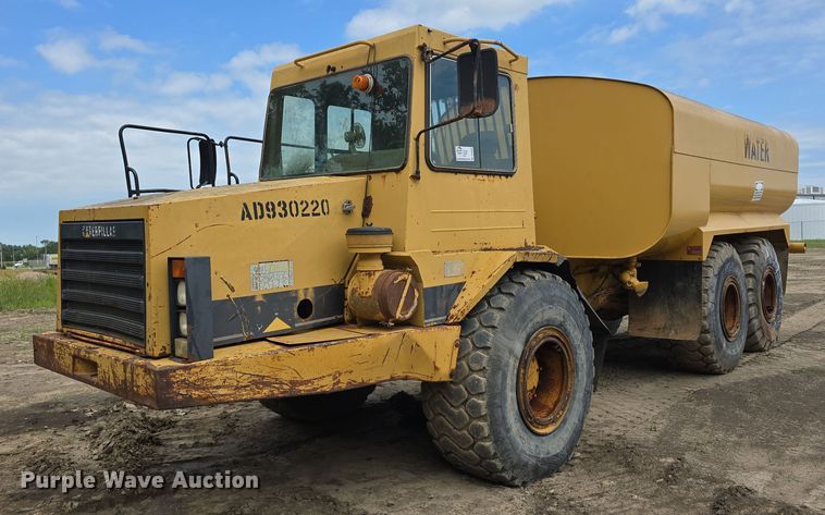 1993 Caterpillar D300D water wagon - DP8836