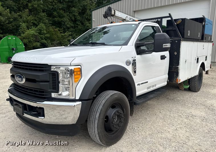 2017 Ford F550 Super Duty XL utility / service truck - DW6515