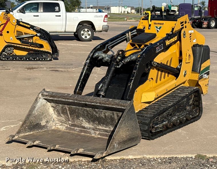 2016 Vermeer S725TX compact utility loader - DZ8931