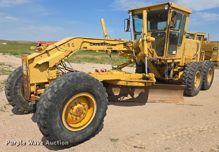 1983 Caterpillar 140G motor grader - EB1002