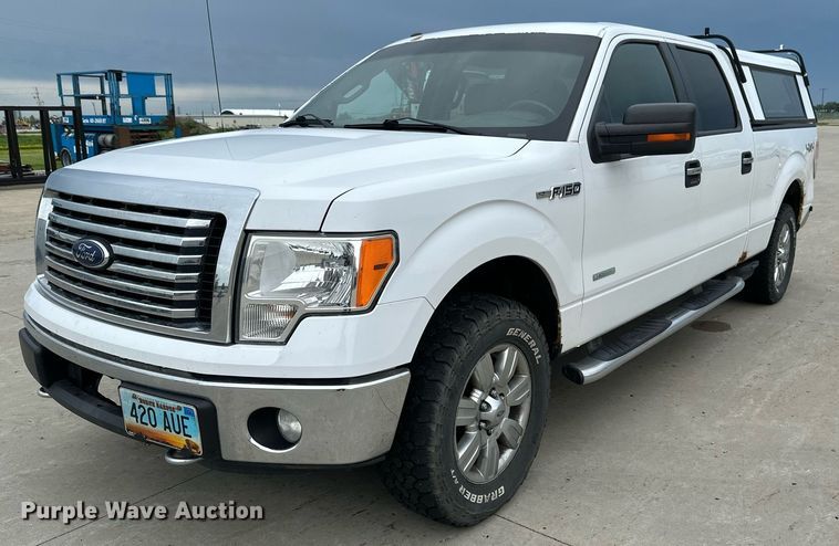 2012 Ford F150 SuperCrew pickup truck - EB2721