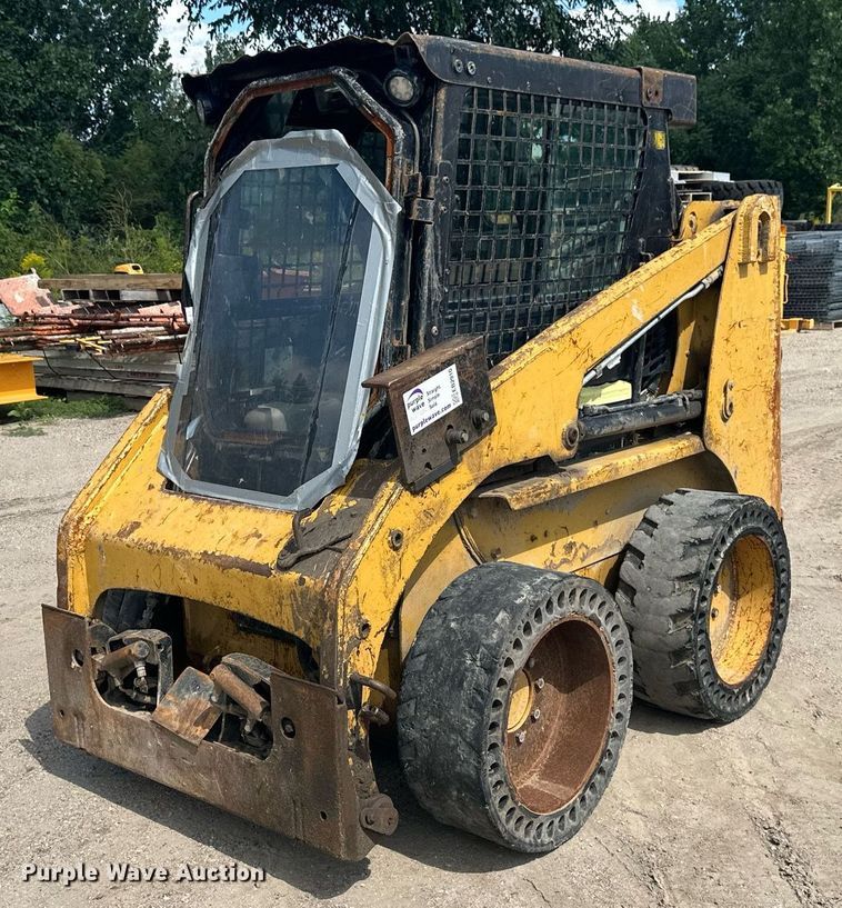 2012 Caterpillar 226B3 skid steer loader - EB2910