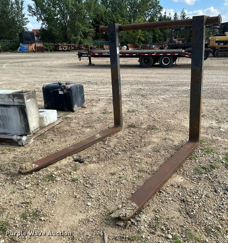 Wheel loader forks - EB2942