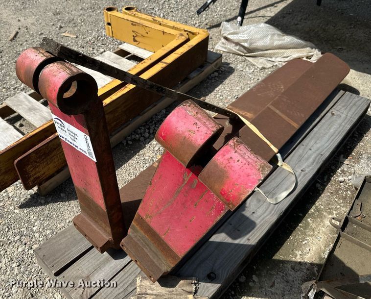 0 (2) wheel loader forks - EB2963