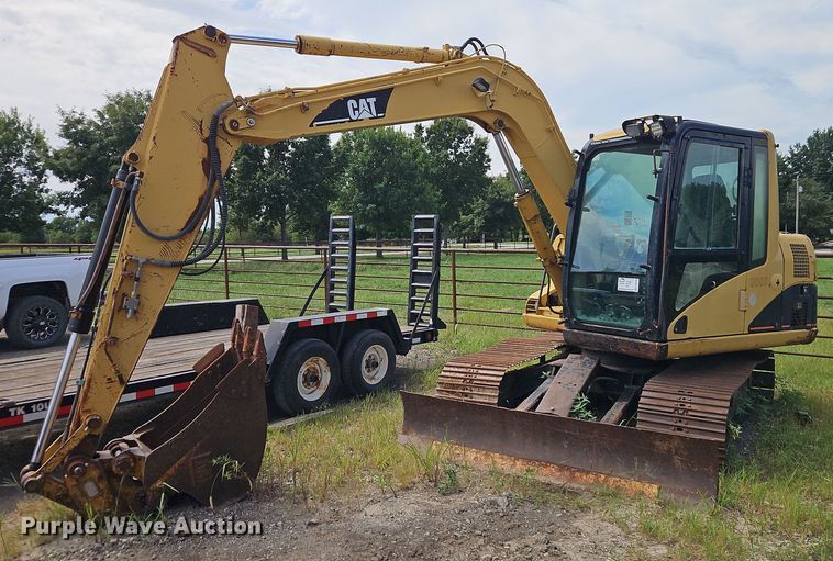 2001 Caterpillar 307C mini excavator - EB8259