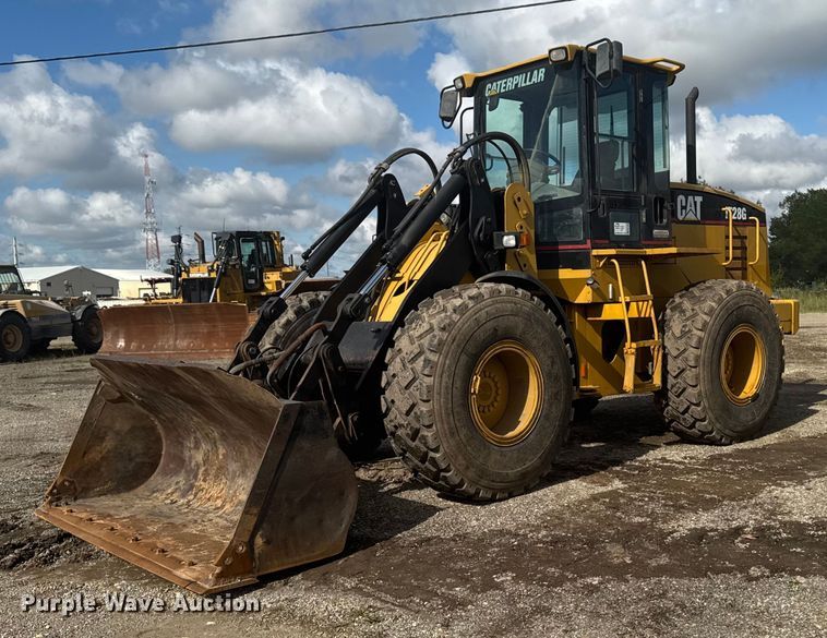 2002 Caterpillar IT28G wheel loader - ED1480