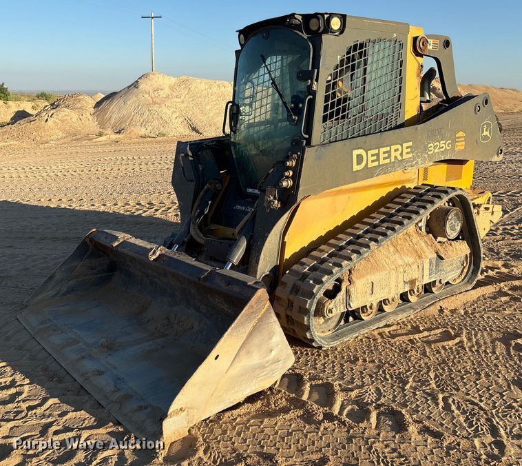 2019 John Deere 325G tracked skid steer loader - EM0587