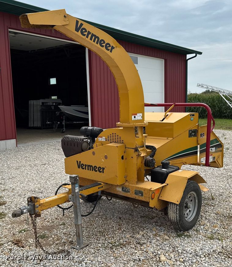 2018 Vermeer BC700 XL wood chipper - EM2300