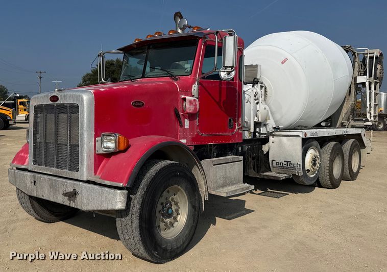 2010 Peterbilt 365 ready mix truck - ER2337