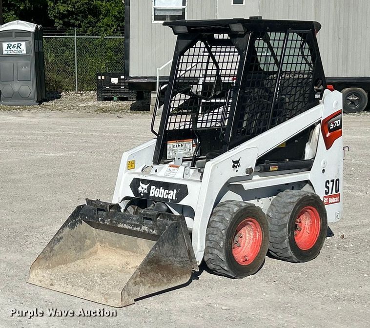 2012 Bobcat S70 skid steer loader - ET3077