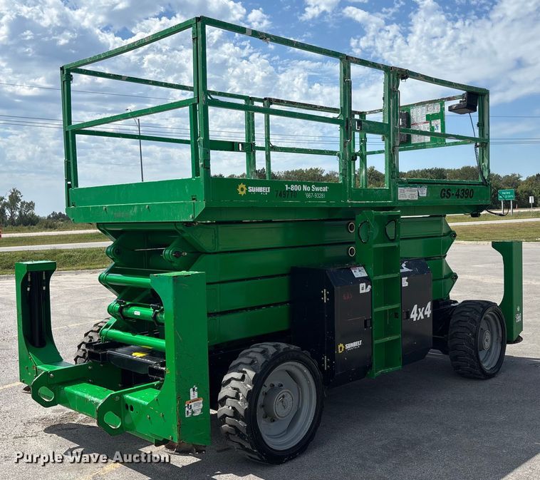 2015 Genie GS4390 scissor lift - ET4603