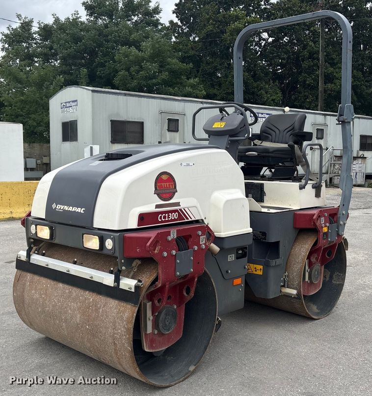 2020 Dynapac CC1300 double drum vibratory roller - ET8522