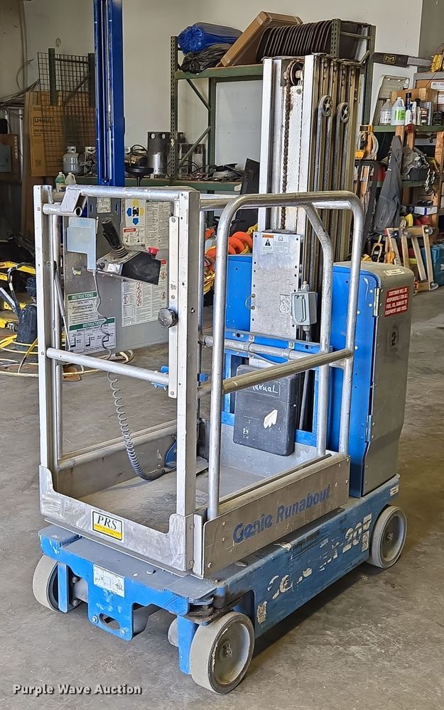 2014 Genie GR-20 vertical lift - EV1609