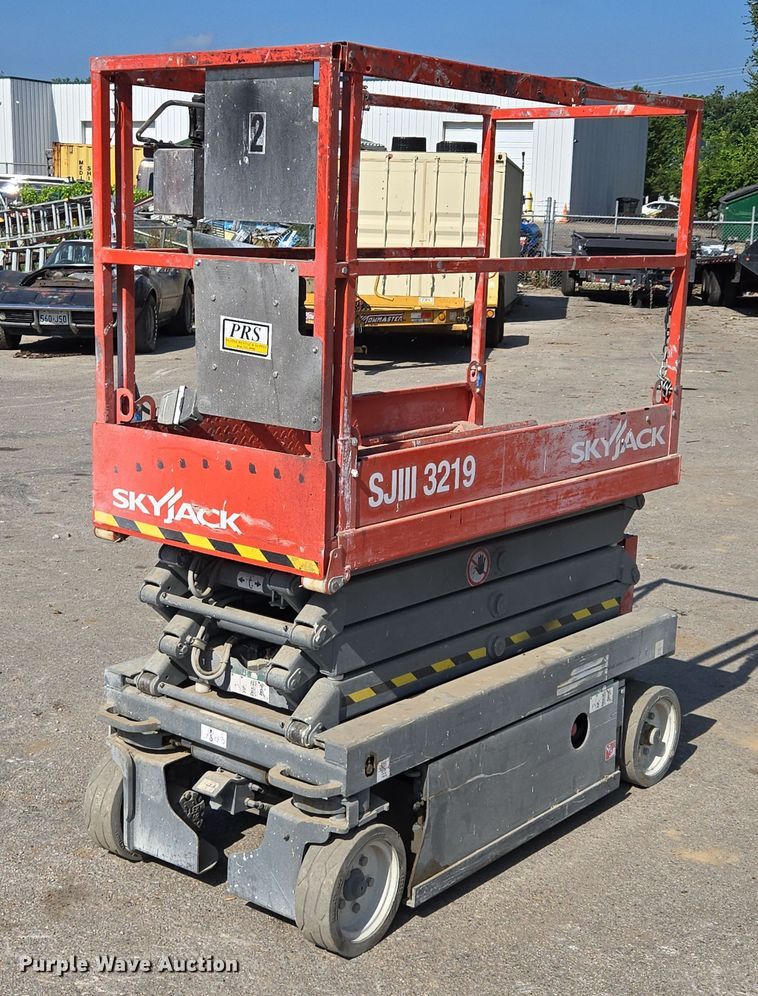 SkyJack SJ III 3219 scissor lift - EV1610