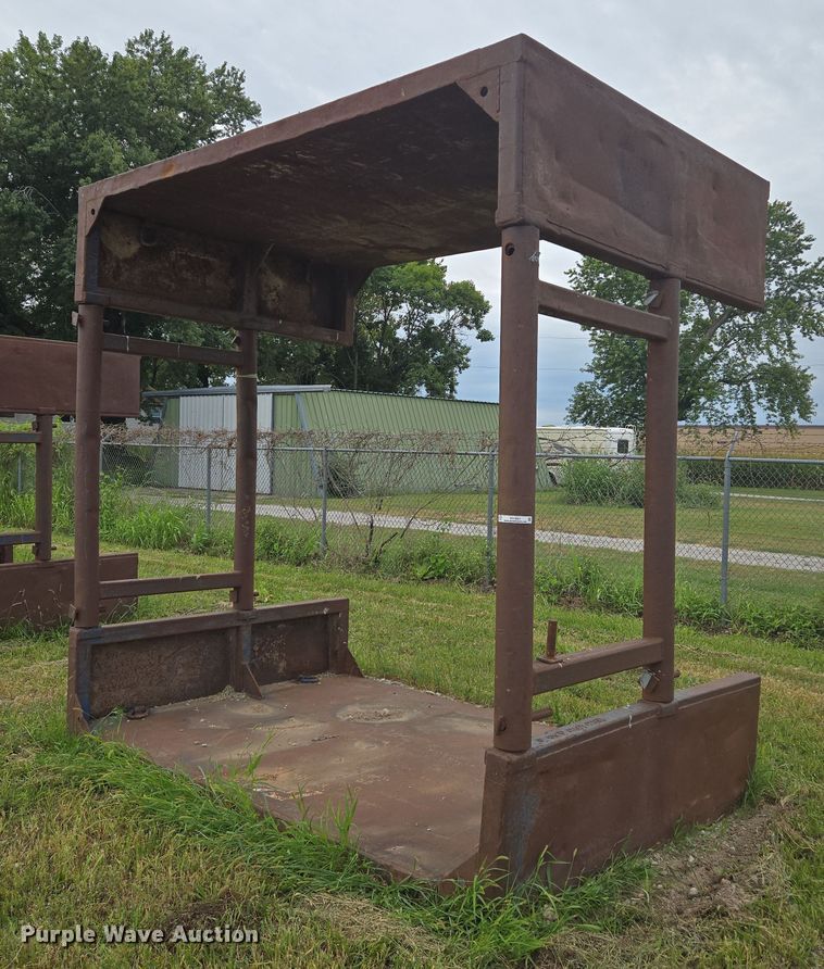 GME MH10 trench box - EV1653