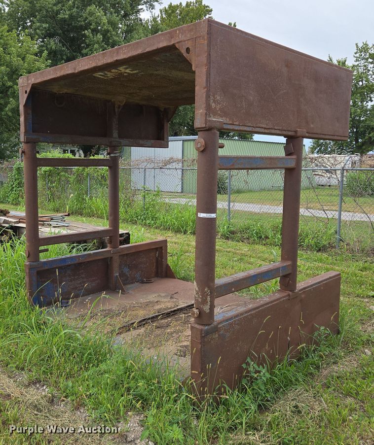 GME 48HDW trench box - EV1654