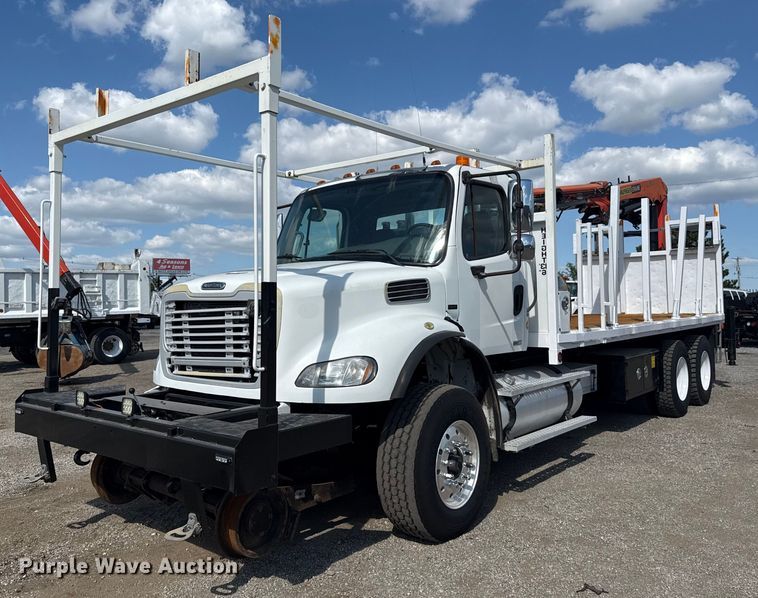 2010 Freightliner Business Class M2 grapple crane truck  - NU9568