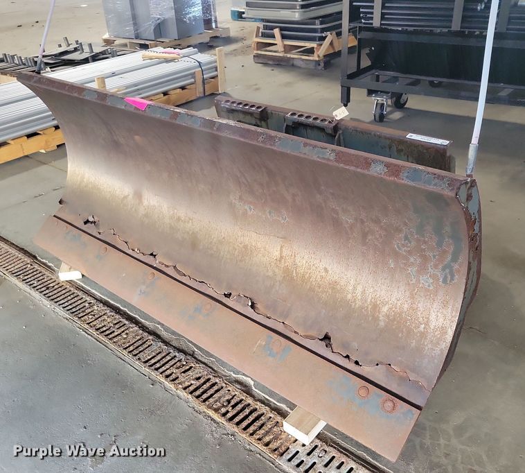 Bobcat skid steer snow blade  - DX7334