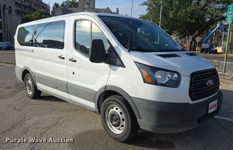 2019 Ford Transit 150 van - EF3770
