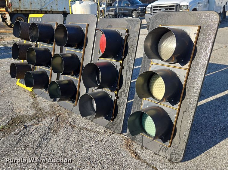 (5) traffic light - EG8199