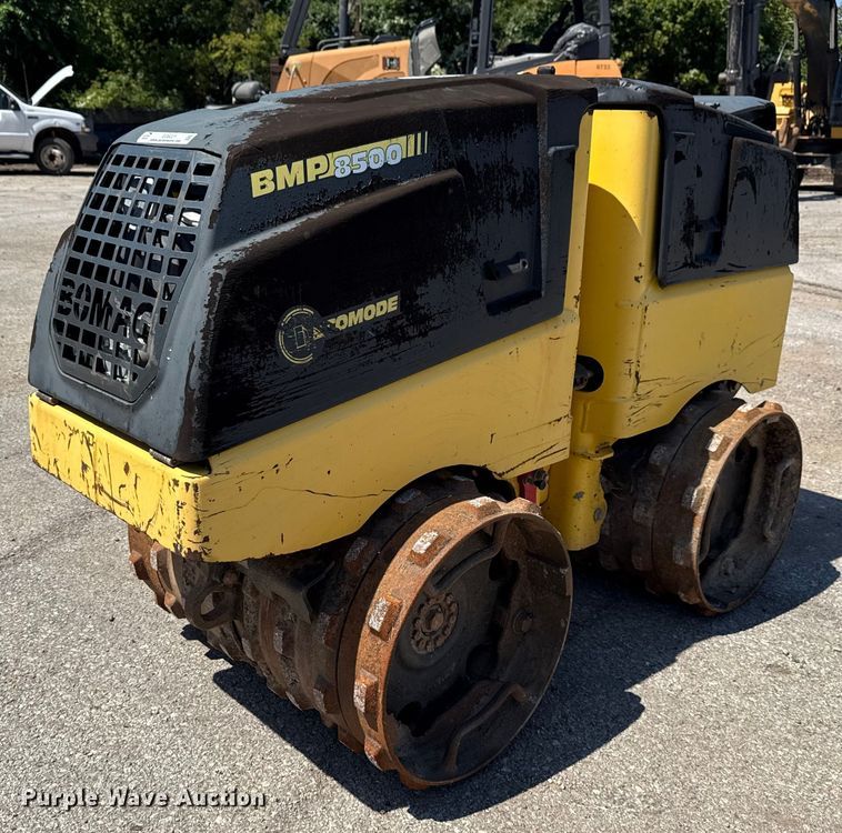 2016 Bomag BMP 8500 trench compactor - EG8221