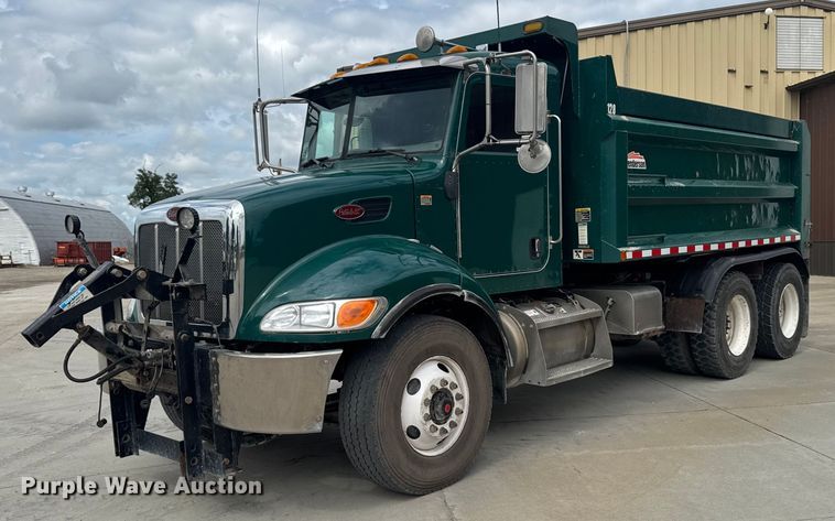2010 Peterbilt 340 dump truck - EM2317