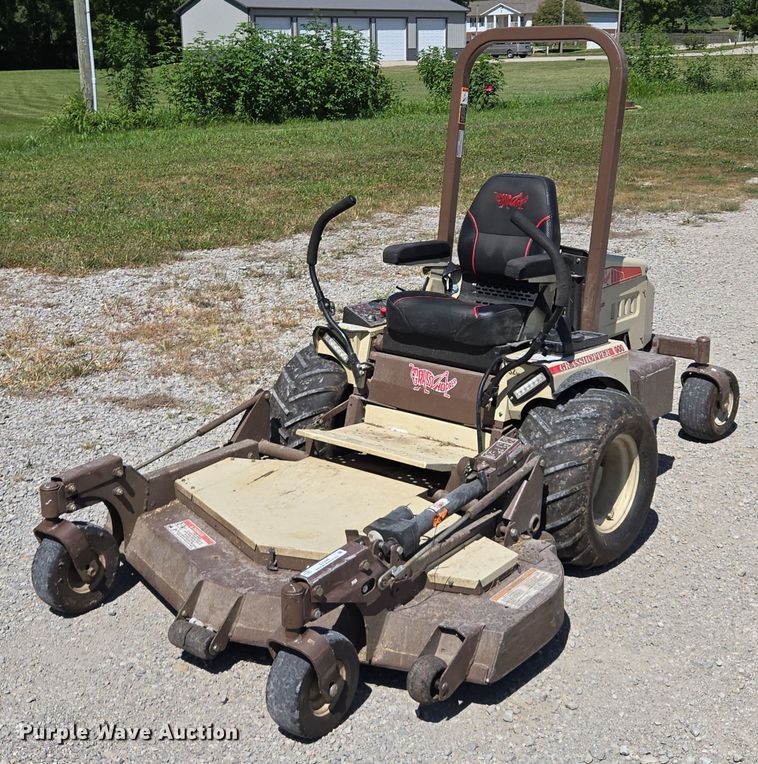 2022 Grasshopper 932G3 ZTR lawn mower - EV1685