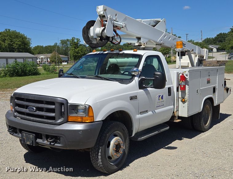 2001 Ford F550 Super Duty bucket truck - EV1694