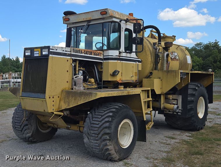 1991 Terra-Gator 1664 T manure spreader truck - EV1699